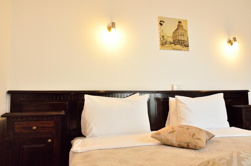 Hotel Belleville ยาช ภายนอก รูปภาพ